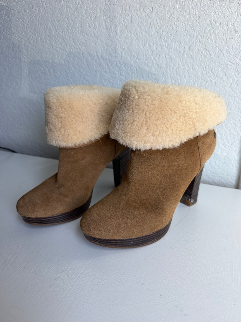 Vintage UGG Suede Fold-Over Shearling Ankle Boot in Camel